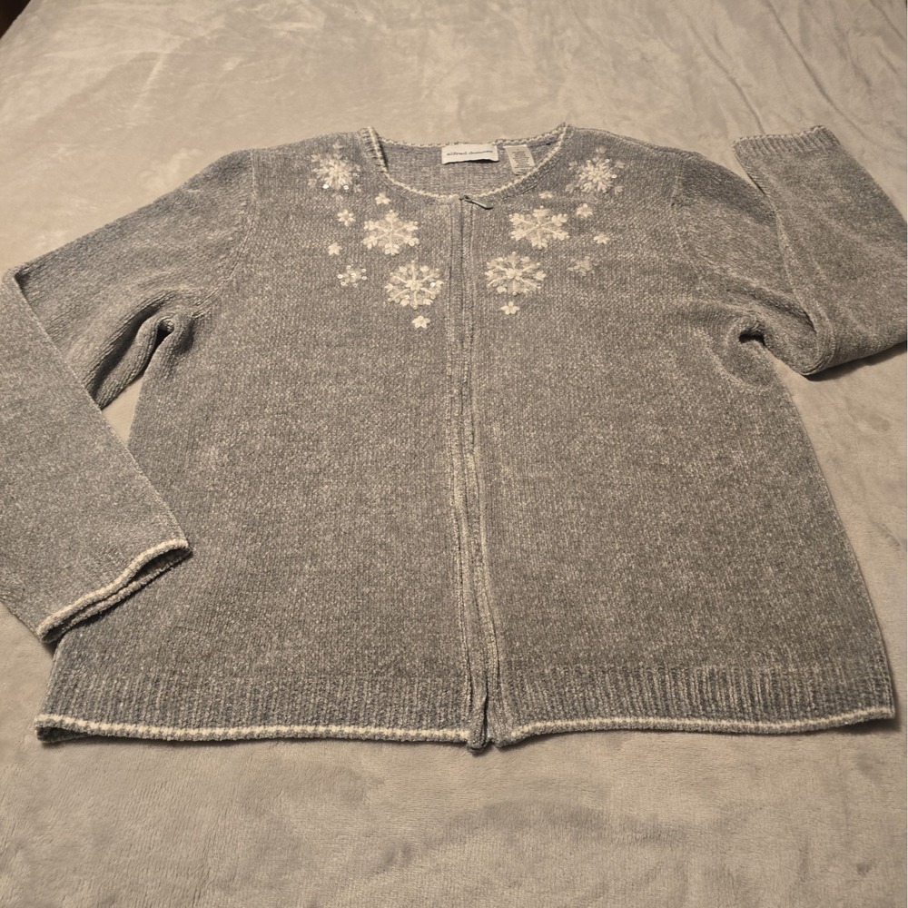 Alfred Dunner Women's Grey Snowflake Sweater Size Large Grandmacore